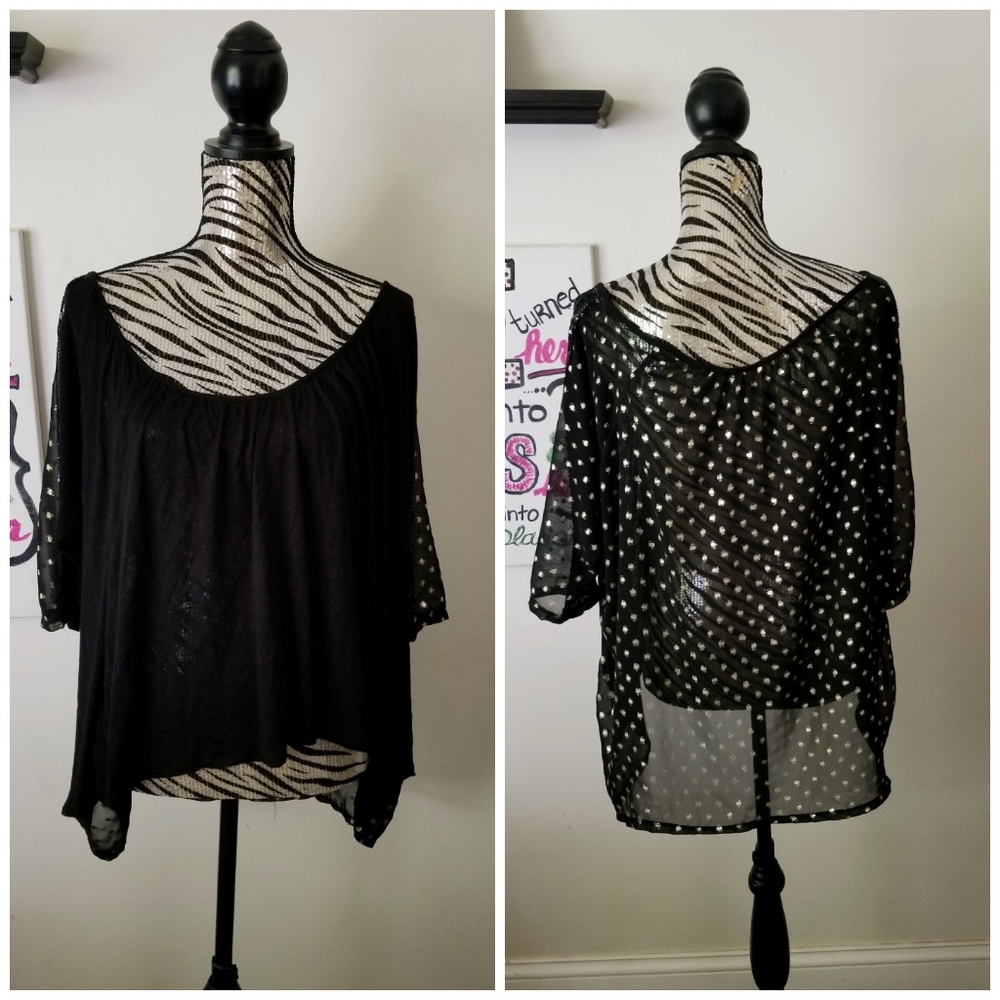 BKE Boutique | High-Low Top w/Sheer Polka DotBack